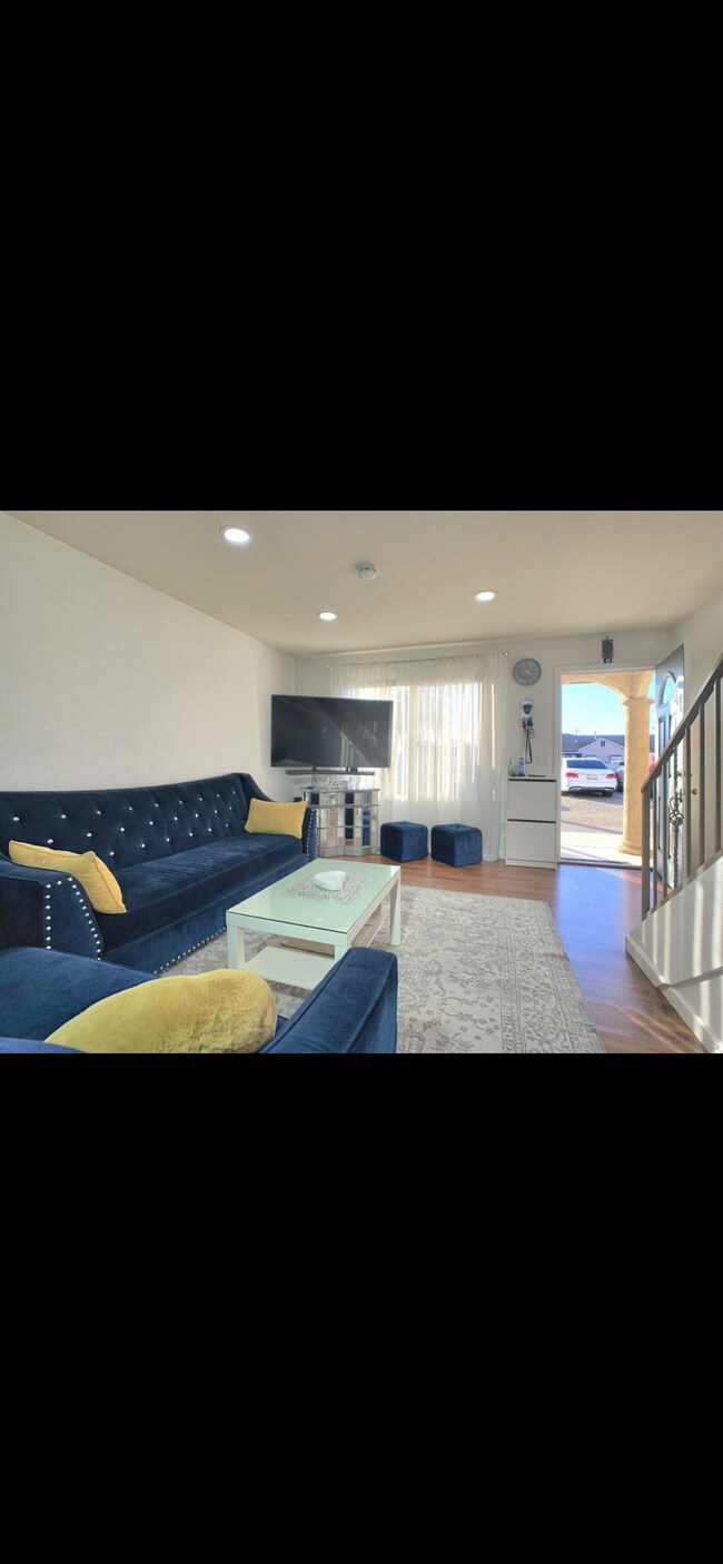 1491 Peach Ave, El Cajon, CA 92021 Townhome Rentals in El Cajon CA