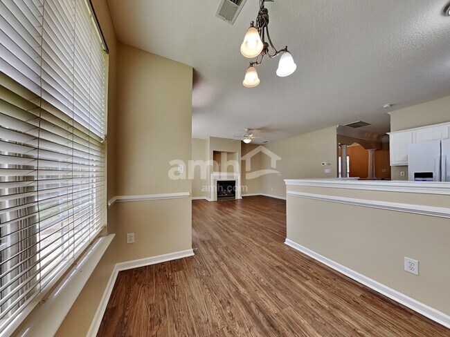 Building Photo - 15175 Eric Kyle Dr