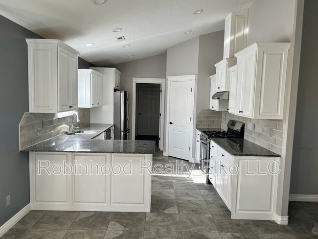 Foto del edificio - 758 Parkridge Pkwy