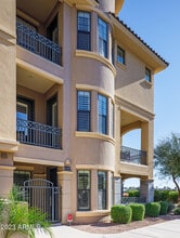 Building Photo - 7275 N Scottsdale Rd