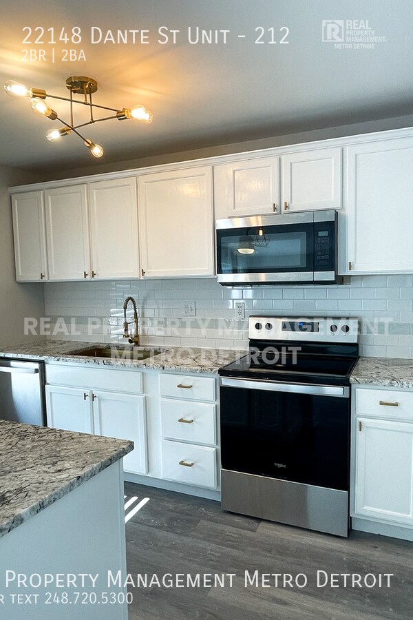 Foto del edificio - 22148 Dante St