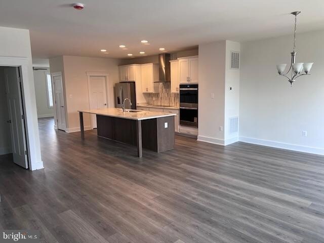 Foto del edificio - 358 Evermore Ln