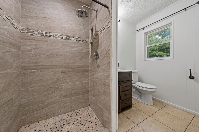 Foto del edificio - 1213 N 63rd St