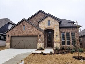 Building Photo - 2113 Burke Dr