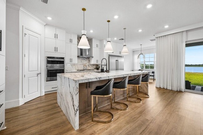 Building Photo - 655 Hookline Cir