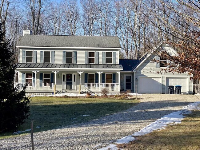 Building Photo - 360 Mending Walls Rd