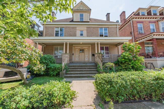 Foto del edificio - 5552 Black St