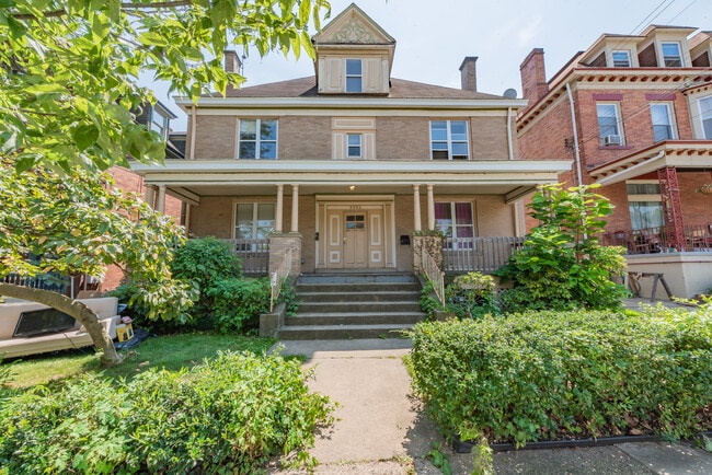 Building Photo - 5552 Black St