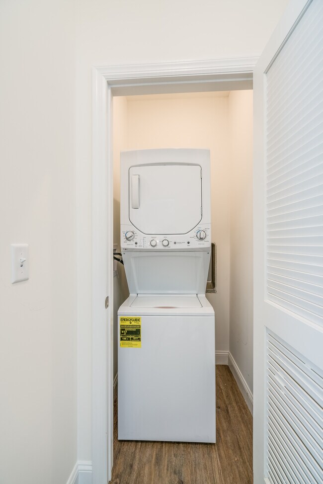 Fieldstone at Commack 55+ Apartments 1126 Jericho Tpke Commack, NY