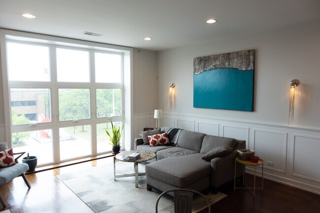 Foto del edificio - 2431 Belmont W Ave