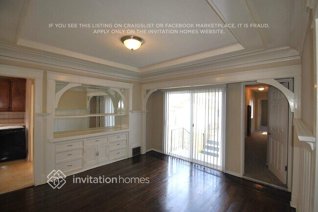 Foto del edificio - 1613 W 49th St