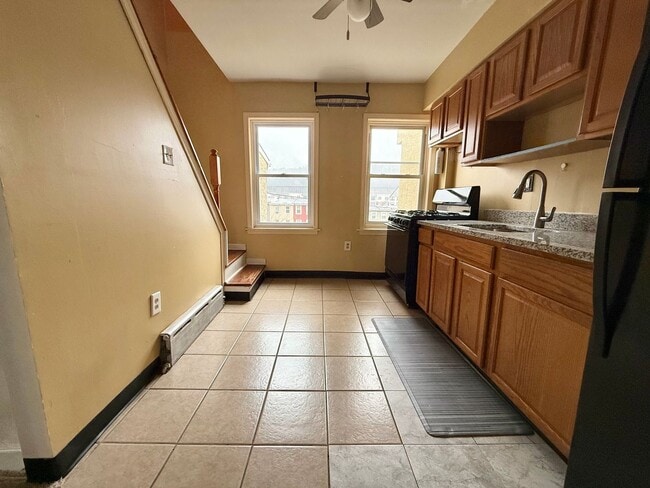 Building Photo - Charming 2-Bedroom Home in the Heart of Co...