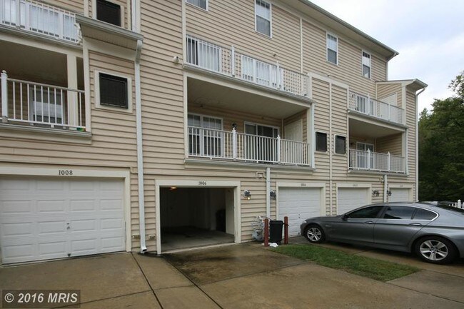 Building Photo - 1006 Wood Branch Ct