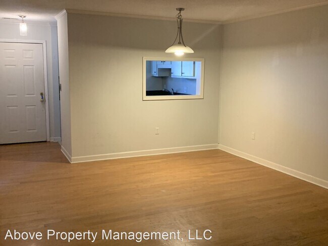 Building Photo - 2 br, 2.5 bath House - 401 Royal Oak Dr