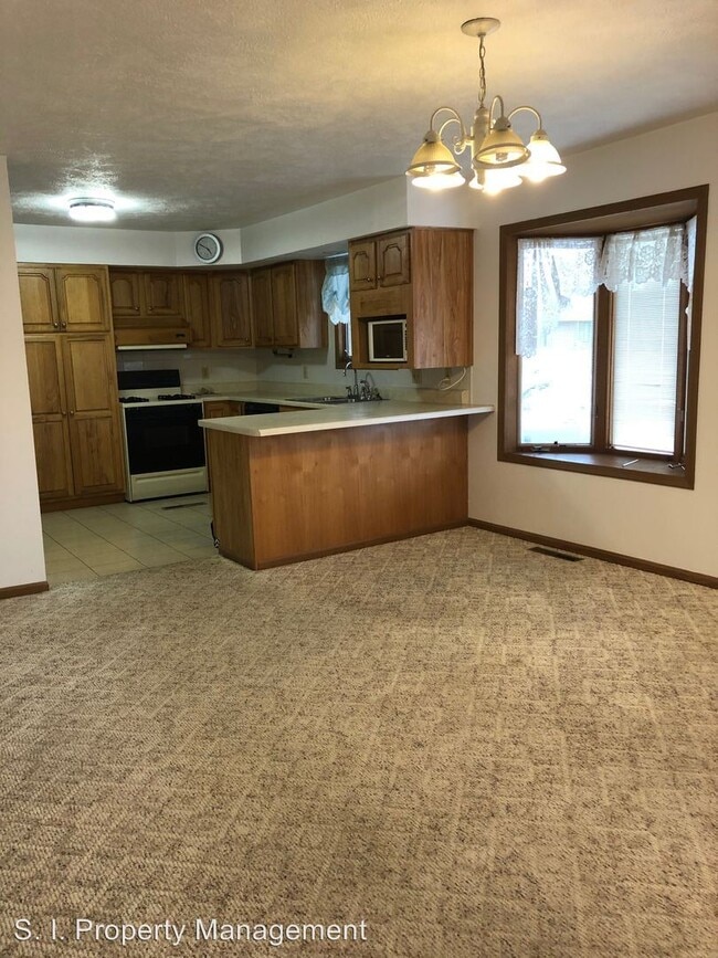 Building Photo - 2 br, 2 bath House - 21875 Illinois Ave.