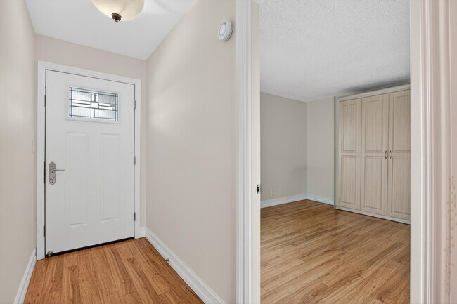 Foto del edificio - 1631 Riverview Rd