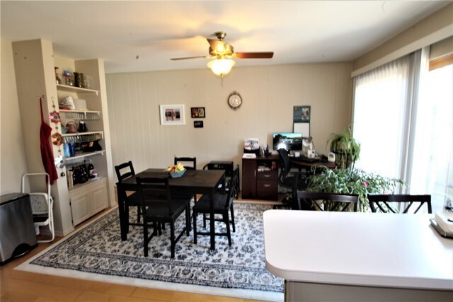 Building Photo - 815 Country Club Dr