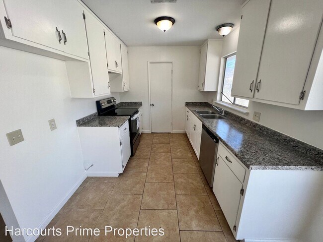 Building Photo - 3 br, 2 bath House - 5884 Bagley Avenue