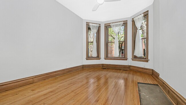 Building Photo - 2619 W Rice St