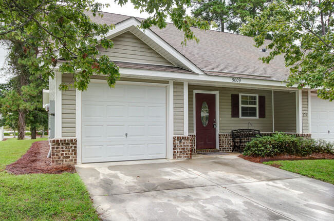 Rincon, GA 31326 Town house for rent. Effingham County Rentals - 5009 Winfield Dr