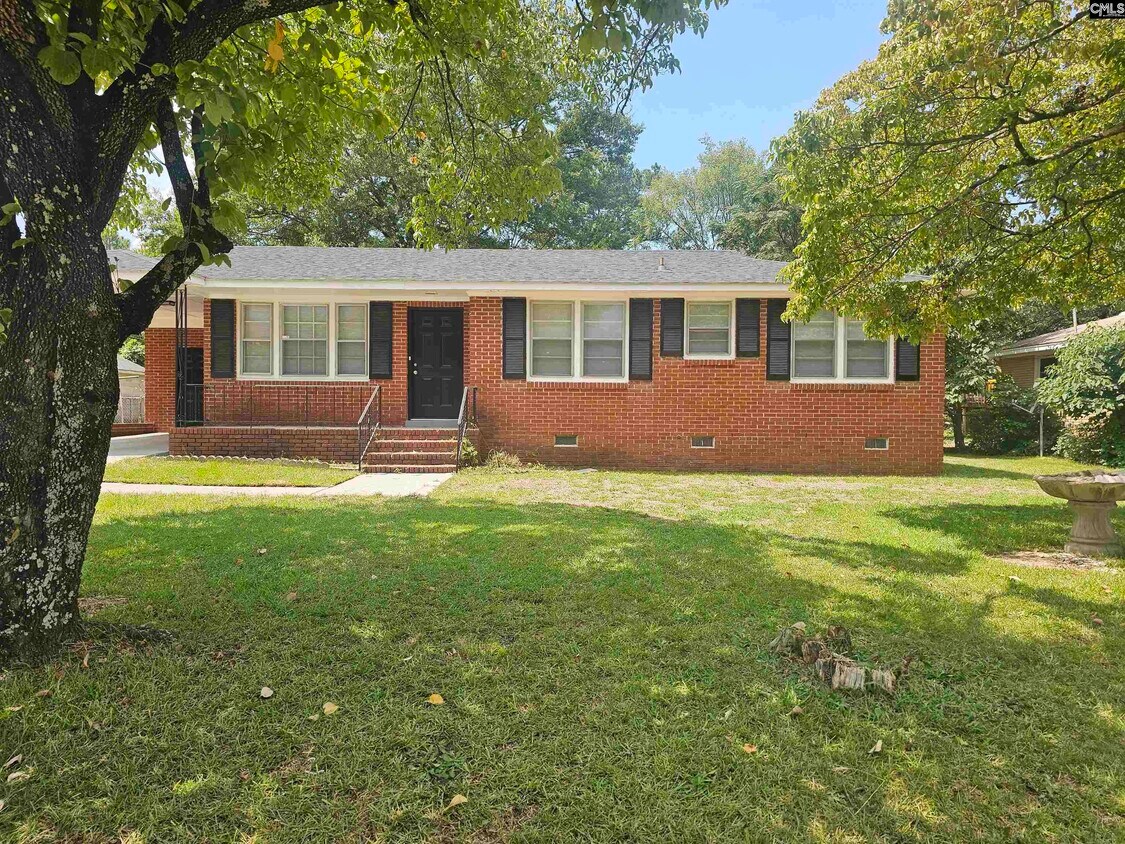 Primary Photo - 2709 Haymarket Rd