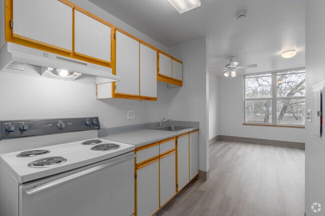 Studio - 369SF - Kitchen - WestShore Apartments