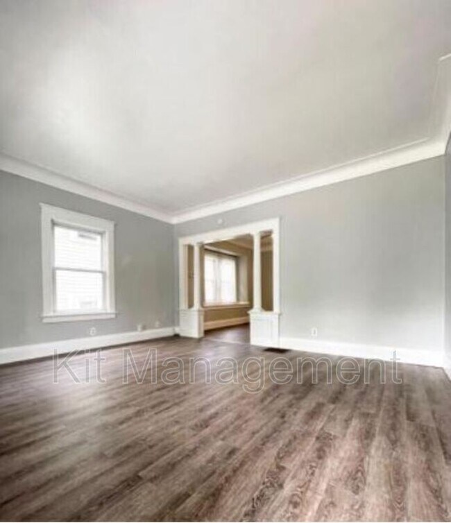 Foto del edificio - 828 Toronto Ave