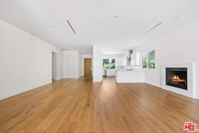 Building Photo - 23229 Friar St