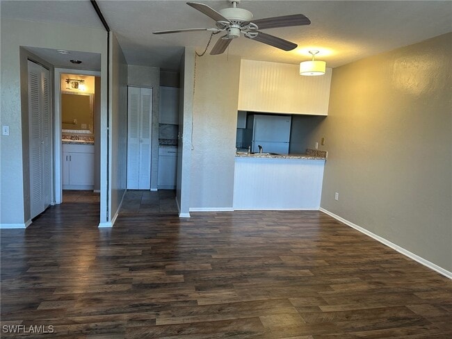 Building Photo - 13126 Feather Sound Dr
