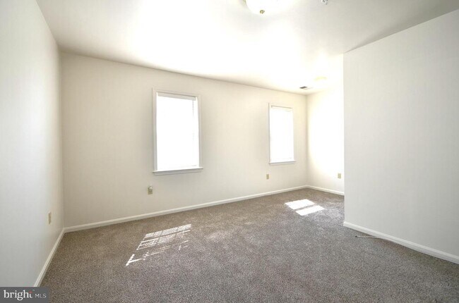 Foto del edificio - 4 Ridge Rd SE