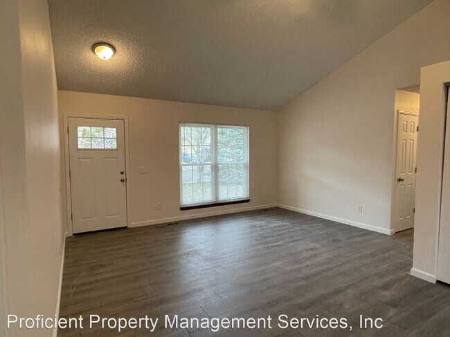 Building Photo - 3 br, 2 bath House - 2110 N 5th St