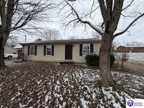 Building Photo - 111 Norwood Dr