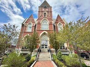 Building Photo - 225 Dorchester St