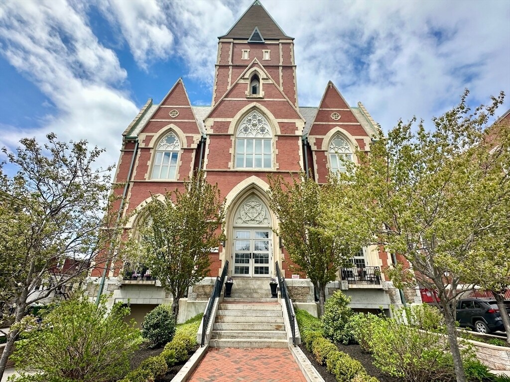 Foto principal - 225 Dorchester St