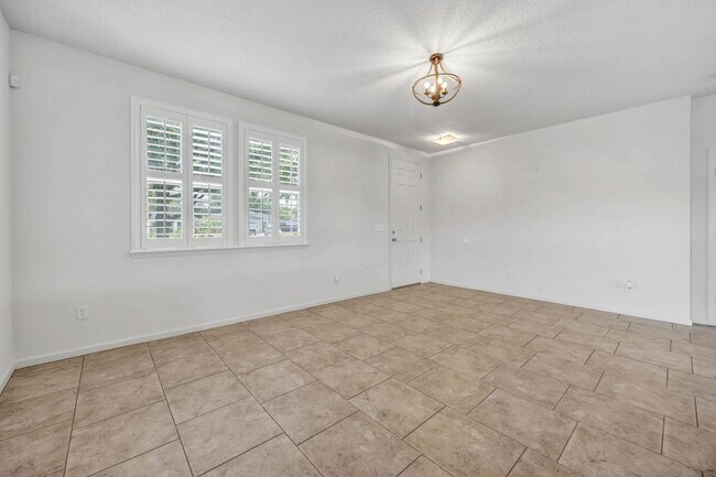 Foto del edificio - 1457 Heather Ct