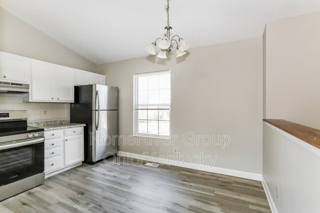 Building Photo - 1707 Farberdale Dr