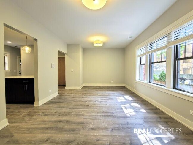 Foto del edificio - 2 bedroom in EVANSTON IL 60202