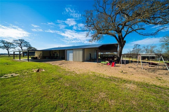 Building Photo - 7797 Old Reliance Rd