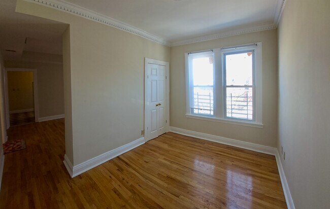 Foto del edificio - 817-819 Avenue C