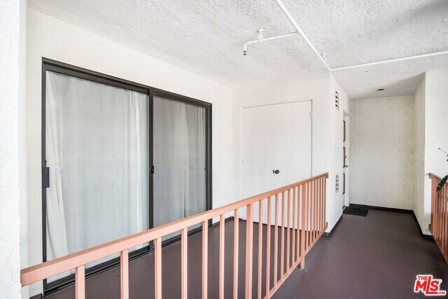 Building Photo - 9737 Charnock Ave