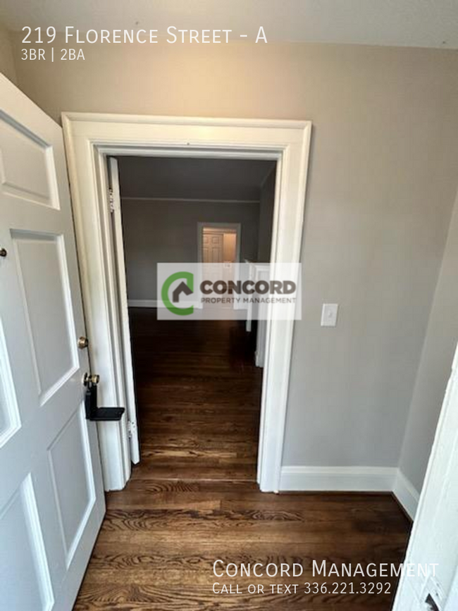 Foto del edificio - 219 Florence Street -A/Concordmgmt.com 336...
