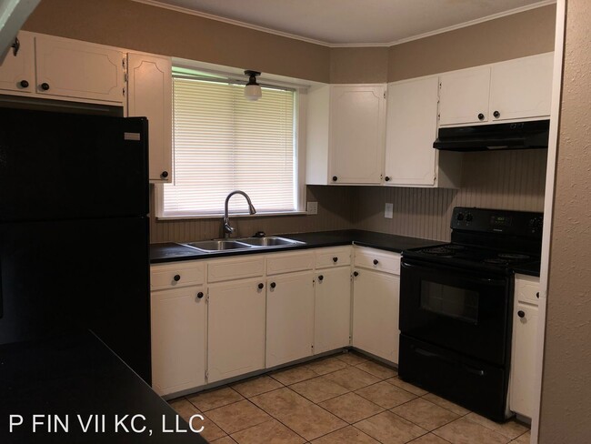 Foto del edificio - 3 br, 2 bath House - 7920 E 117th Street