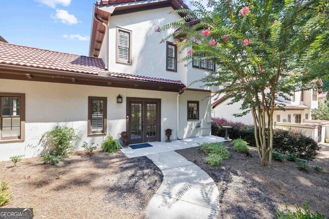 Building Photo - 1410 Club Dr