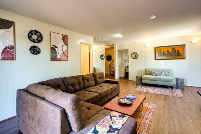 Foto del edificio - 542 Sheridan St