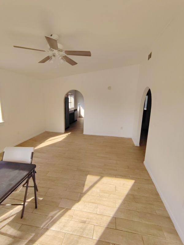 Foto del edificio - 901 N Terry St