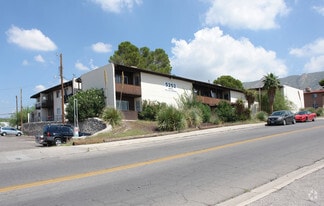 Building Photo - 5252 Carousel Dr
