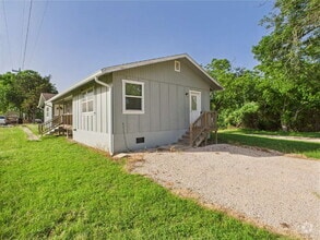 Building Photo - 1723 HWY 87
