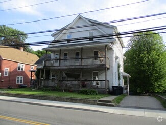 Building Photo - 116 Woodstock Ave