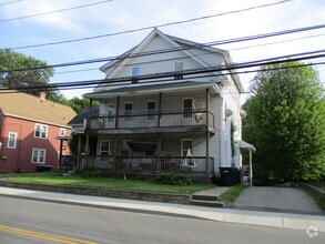 Building Photo - 116 Woodstock Ave