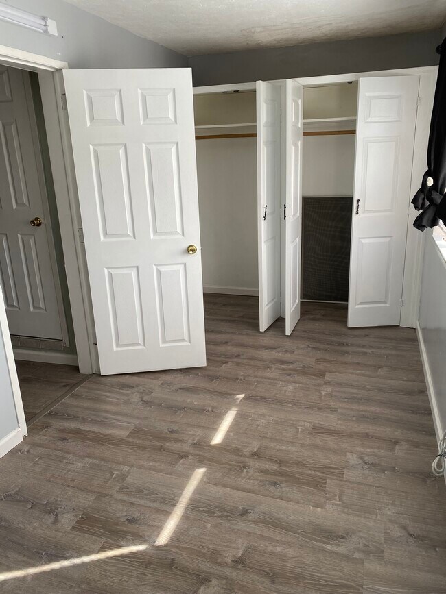 bedroom closet - 1839 W 6th St